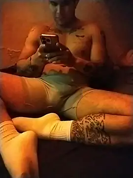 Woofer dick online show from December 18, 2025, 5:02 am