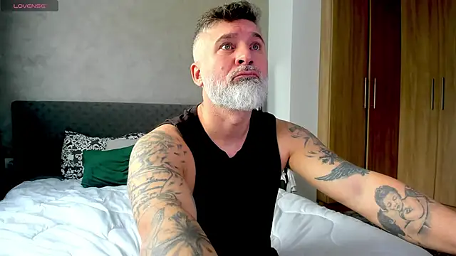 Snapshot of BlowMyXXL chatting on March 2, 2025, 10:14 am BlowMyXXL online show from March 2, 2025, 10:14 am