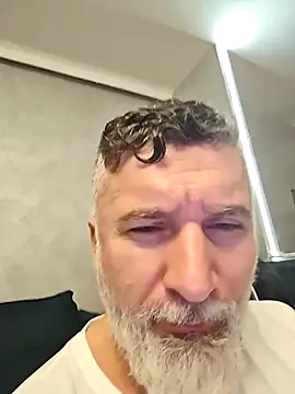 Snapshot of BlowMyXXL chatting on March 23, 2025, 5:32 am BlowMyXXL online show from March 23, 2025, 5:32 am