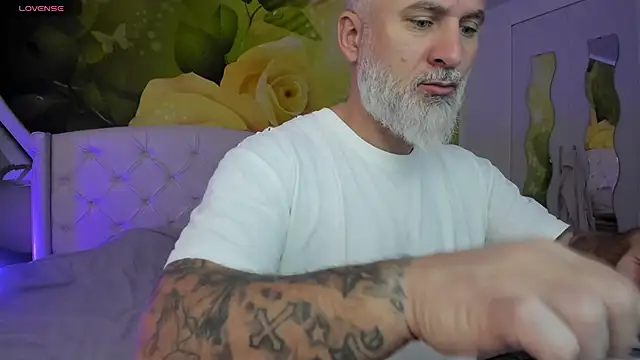 Snapshot of BlowMyXXL chatting on January 17, 2026, 10:53 am BlowMyXXL online show from January 17, 2026, 10:53 am