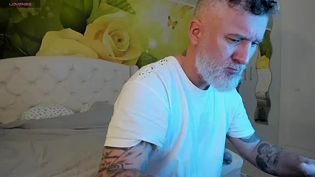 Snapshot of BlowMyXXL chatting on February 26, 2026, 9:08 am BlowMyXXL online show from February 26, 2026, 9:08 am