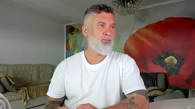 Snapshot of BlowMyXXL chatting on March 29, 2026, 7:47 pm BlowMyXXL online show from March 29, 2026, 7:47 pm