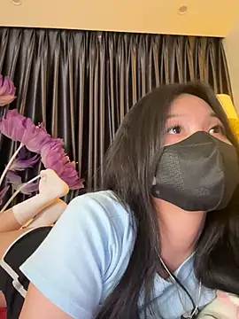 Nacy-Moonlight online show from February 18, 2025, 6:47 pm