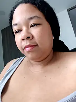 Snapshot of XMara chatting on January 19, 2025, 8:51 pm XMara online show from January 19, 2025, 8:51 pm