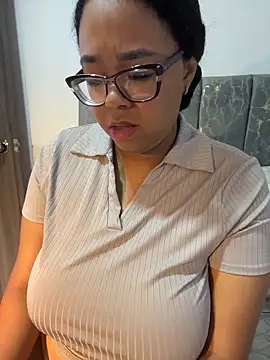 XMara online show from February 23, 2026, 4:04 pm