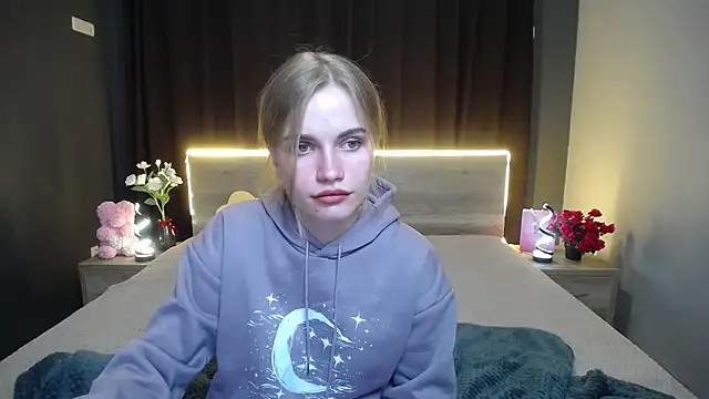 MargaritaKiss online show from November 7, 2025, 7:58 pm