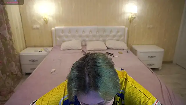 LunaaMayy online show from February 3, 2026, 11:37 am