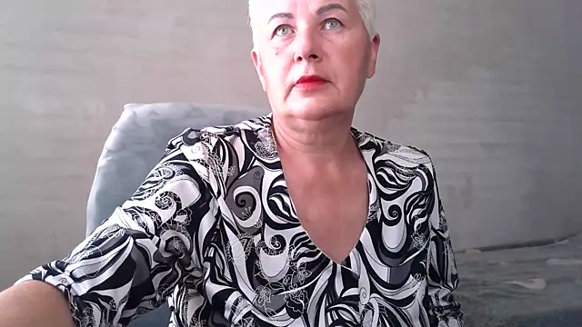 NicoleOlla online show from September 24, 2025, 1:42 am