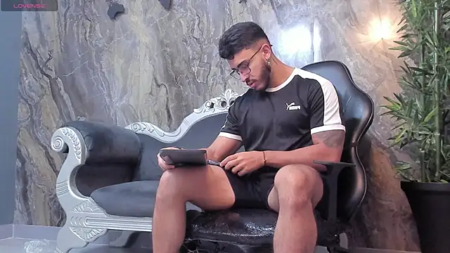 Liam Kleiin online show from February 24, 2025, 11:43 am