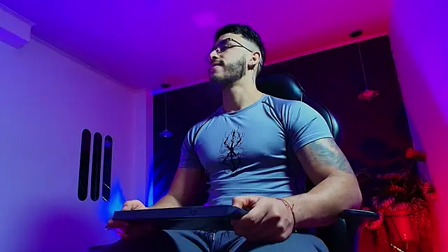 Liam Kleiin online show from April 13, 2026, 11:37 am