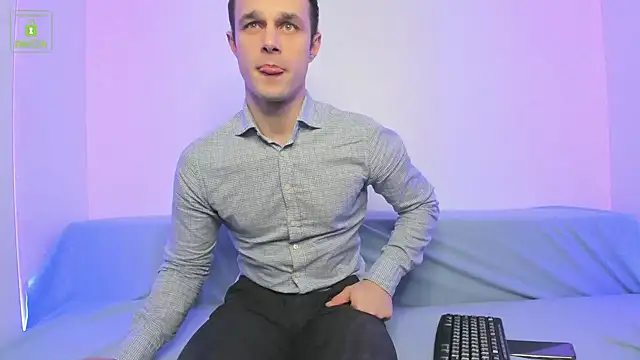 Snapshot of BrandonNorris chatting on December 10, 2024, 8:38 pm BrandonNorris online show from December 10, 2024, 8:38 pm