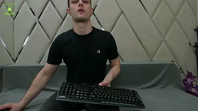 Snapshot of BrandonNorris chatting on January 19, 2025, 6:21 pm BrandonNorris online show from January 19, 2025, 6:21 pm