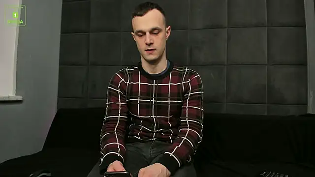 Snapshot of BrandonNorris chatting on February 5, 2025, 8:35 pm BrandonNorris online show from February 5, 2025, 8:35 pm