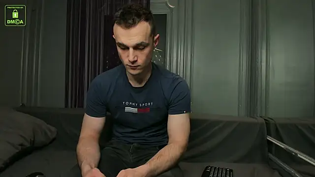 Snapshot of BrandonNorris chatting on February 7, 2025, 2:40 am BrandonNorris online show from February 7, 2025, 2:40 am