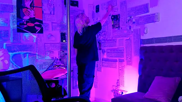 RocKStone  online show from March 9, 2025, 10:30 am