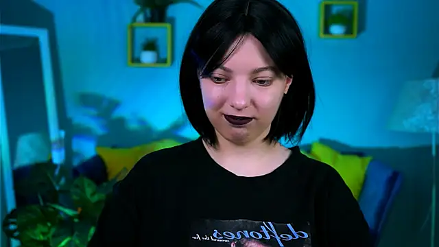 Snapshot of RocKStone_ chatting on June 1, 2026, 12:07 pm RocKStone online show from June 1, 2026, 12:07 pm