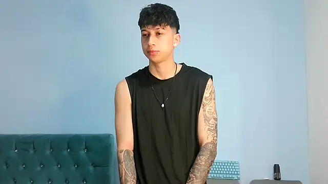  Thomas hot  online show from May 14, 2026, 7:42 pm