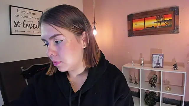 ArianaBaker online show from February 18, 2025, 1:00 pm