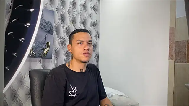 Osiiriis online show from January 26, 2025, 4:41 am