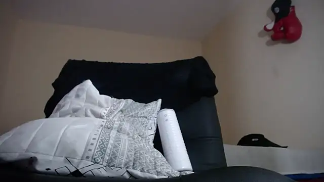 Osiiriis online show from February 22, 2025, 12:16 am