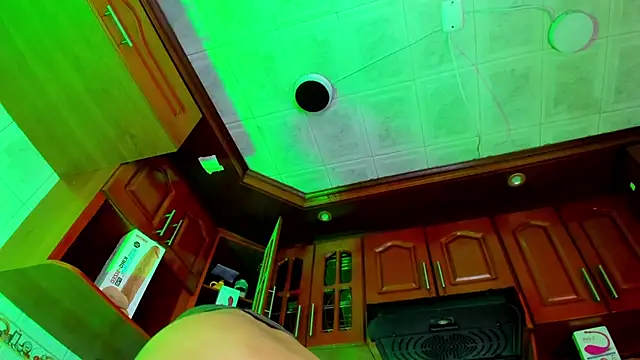 LaureenHills online show from January 21, 2025, 9:13 am