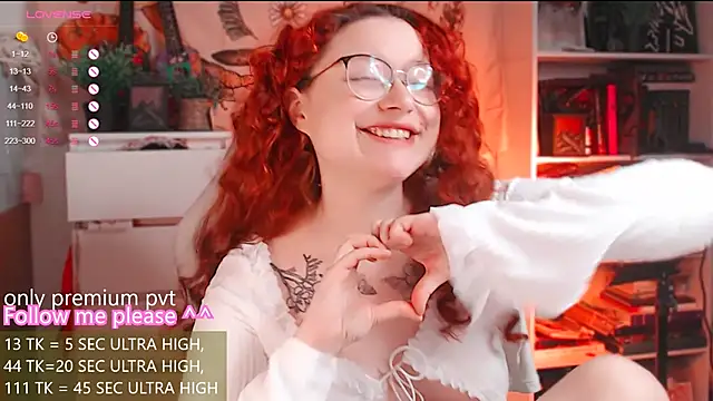 Snapshot of me__hanna chatting on February 7, 2026, 3:43 am me hanna online show from February 7, 2026, 3:43 am