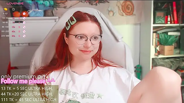 Snapshot of me__hanna chatting on March 11, 2026, 3:23 am me hanna online show from March 11, 2026, 3:23 am