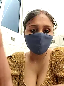 Snapshot of Archna-ji chatting on January 4, 2025, 5:37 am Archna-ji online show from January 4, 2025, 5:37 am