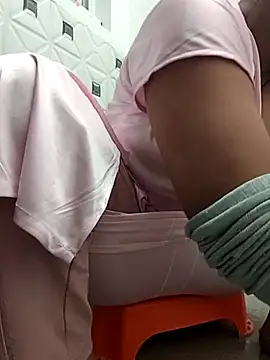 Snapshot of Archna-ji chatting on February 25, 2026, 4:55 am Archna-ji online show from February 25, 2026, 4:55 am