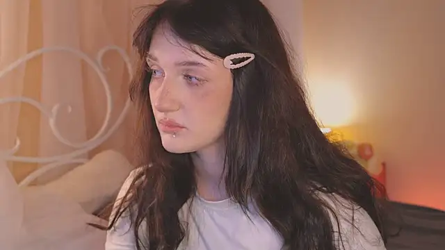 ELLIEJAY online show from October 8, 2025, 5:27 am