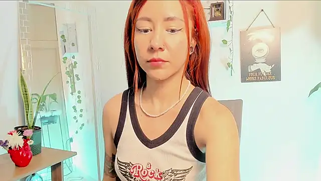 Snapshot of GenesisWhite chatting on December 28, 2024, 4:19 am GenesisWhite online show from December 28, 2024, 4:19 am