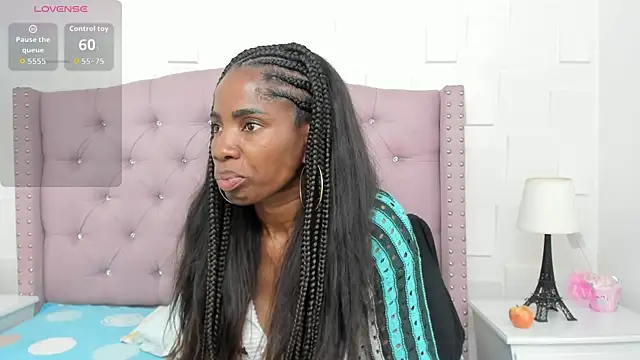 MonicaSchwartz online show from September 10, 2025, 4:51 pm