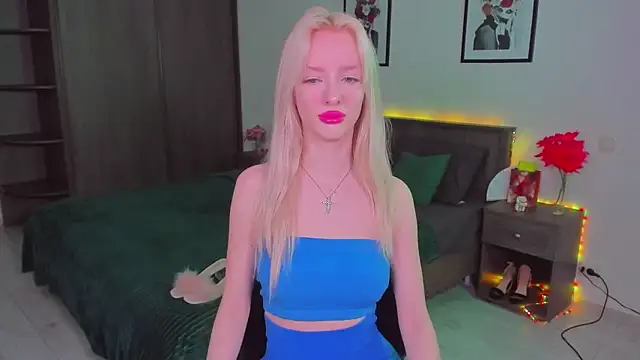 AleksaBlonde online show from March 3, 2025, 11:11 am