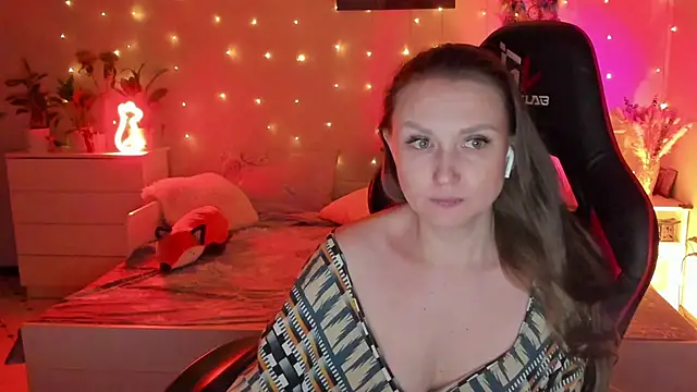 Snapshot of desperatehousewife__ chatting on January 21, 2025, 5:51 pm desperatehousewife   online show from January 21, 2025, 5:51 pm
