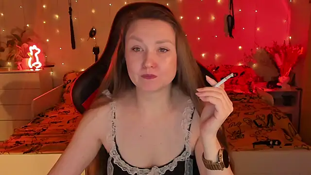 Snapshot of desperatehousewife__ chatting on October 10, 2025, 6:07 pm desperatehousewife   online show from October 10, 2025, 6:07 pm