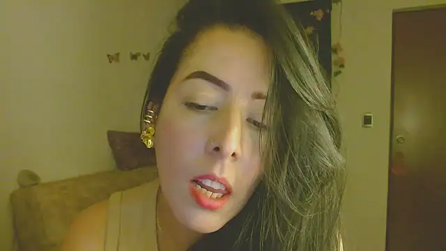 Snapshot of ella_peck chatting on May 22, 2026, 3:46 am ella peck online show from May 22, 2026, 3:46 am