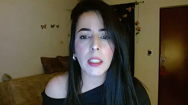 Snapshot of ella_peck chatting on May 23, 2026, 2:06 am ella peck online show from May 23, 2026, 2:06 am