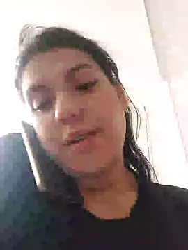 Sophie-hatter online show from February 2, 2025, 5:26 pm