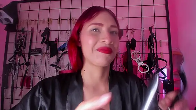 Snapshot of charrlotte_quinn chatting on January 19, 2026, 3:38 pm charrlotte quinn online show from January 19, 2026, 3:38 pm