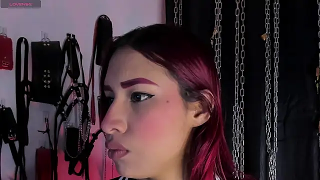 charrlotte quinn online show from May 26, 2026, 12:23 pm
