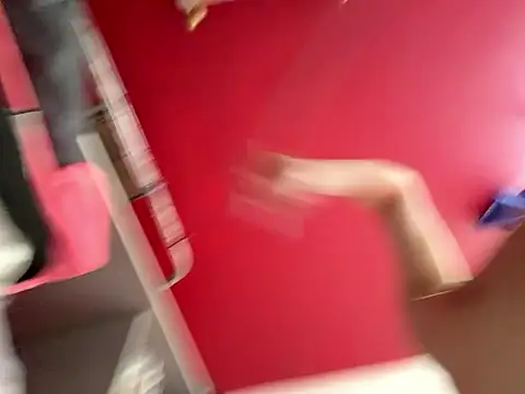 czruz online show from March 19, 2026, 8:18 am