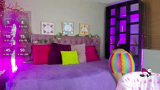 Snapshot of shelby_carson chatting on October 29, 2025, 1:35 pm shelby carson online show from October 29, 2025, 1:35 pm