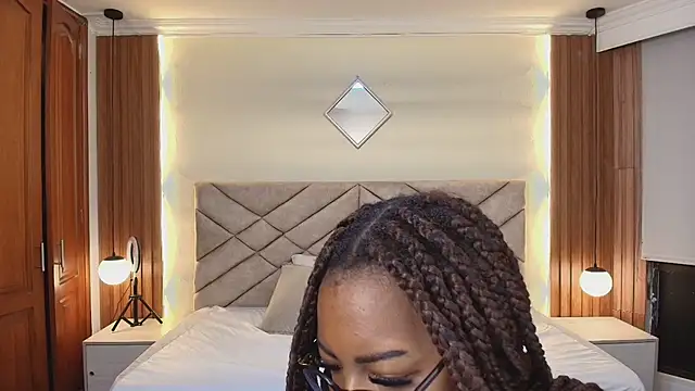 Raquel jones online show from April 1, 2026, 12:06 pm