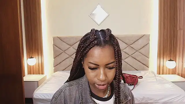 Raquel jones online show from April 5, 2026, 12:13 pm