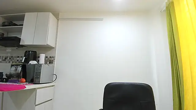 Adele johnsonn1 online show from March 11, 2025, 6:08 pm