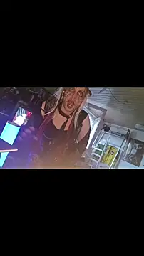 Family666Zombie online show from April 18, 2026, 4:38 am