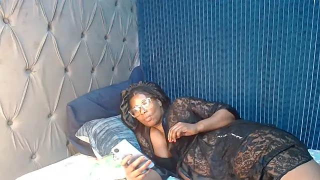 Nattybae09 online show from November 7, 2025, 12:05 pm