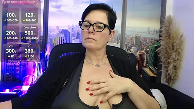 ninarandmann online show from January 30, 2025, 4:55 pm