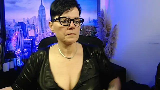 ninarandmann online show from January 13, 2026, 5:29 pm