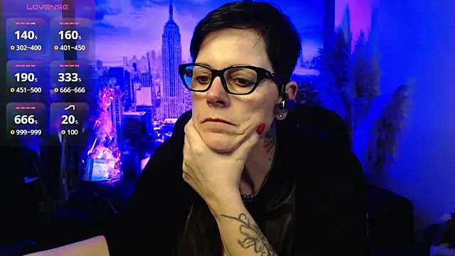 ninarandmann online show from March 4, 2026, 6:25 pm